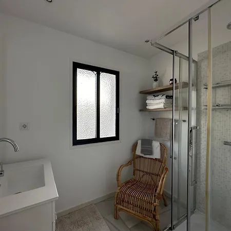 Bianca Elegant 4br Beachside Near Golf, Restaurants & Puerto Banus エステポナ