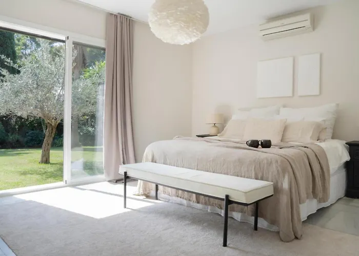 Bianca Elegant 4br Beachside Near Golf, Restaurants & Puerto Banus * Estepona