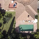 Bianca Elegant 4br Beachside Near Golf, Restaurants&puerto Banús *