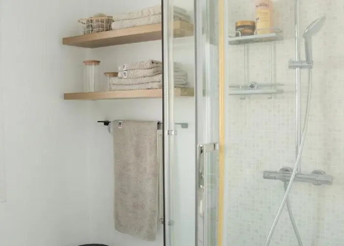 Semesterbostad Bianca Elegant 4br Beachside Near Golf, Restaurants & Puerto Banus Estepona